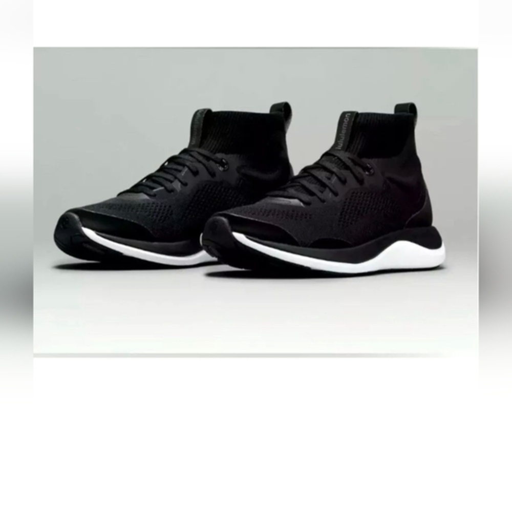 Lululemon Women's Chargefeel Workout Shoes Preowned Sz 9